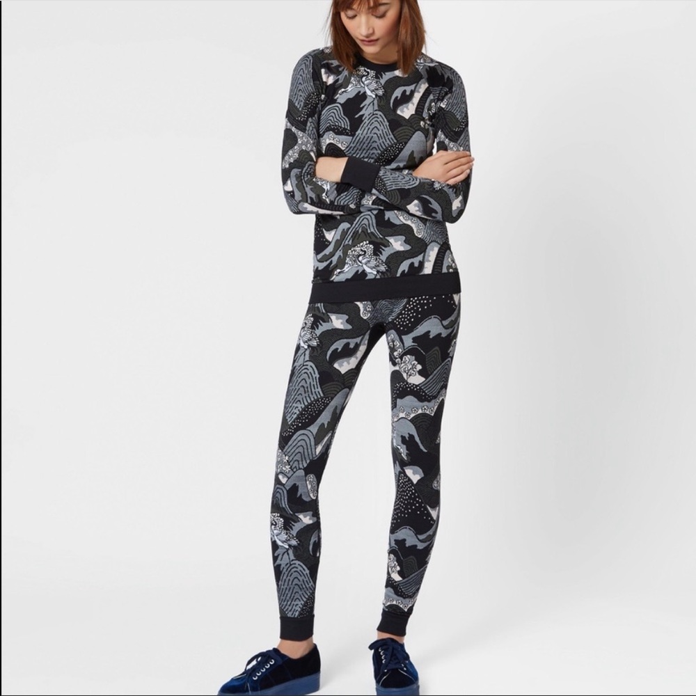 Sweaty Betty Leggings Base Layer Japanese Landscape XSmall